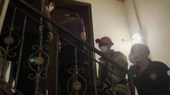 Mahalleyi koku sarınca ceset ortaya çıktı