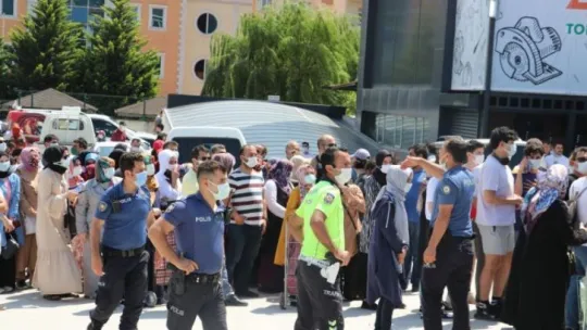 Markette indirim izdihamı!