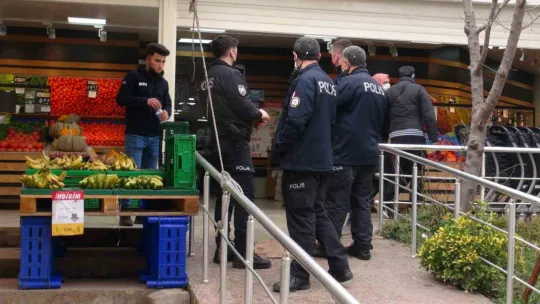 Marketteki dehşet anları kamerada
