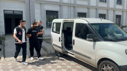 Ceditte işçilerin kavgasında kan aktı!
