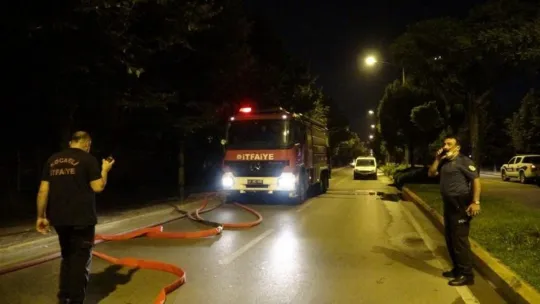 Metruk binada korkutan yangın!