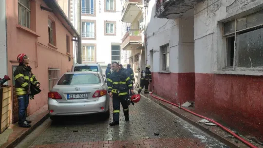 Mahallede tansiyon yükselten yangın!