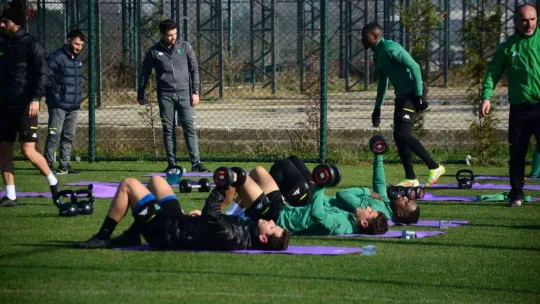 Mevlüt Erdinç ve Dilaver Güçlü kadro dışı!
