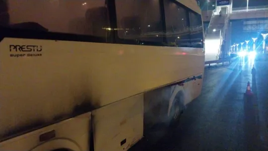 Seyir halindeki araçta korkutan yangın
