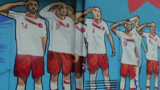 Milli Takım'ın asker selamı Kocaeli'de ölümsüzleştirildi