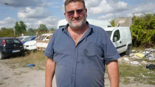 Milyonluk araçlar yedieminde çürüyor