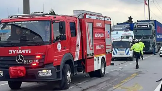 Minibüsten inen kadına tır çarptı