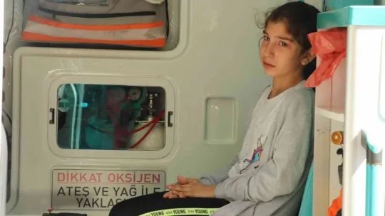 Biber gazını sınıfta sıktı: 4 çocuk hastanelik oldu