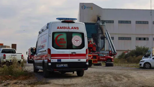 Mobilya imalathanesinde korkutan yangın