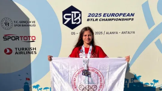 Deva Çakır Avrupa üçüncüsü oldu