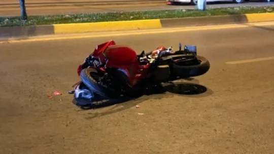 Motosiklet kazasında ağır yaralanan genç kızdan acı haber