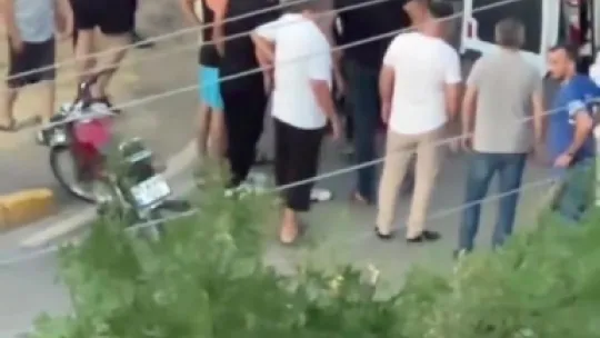 Motosikletin çarptığı 3 yaşındaki çocuk ağır yaralandı
