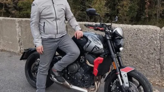 Motosikletlinin ölümüne sebep olan otomobil sürücüsü tutuklandı