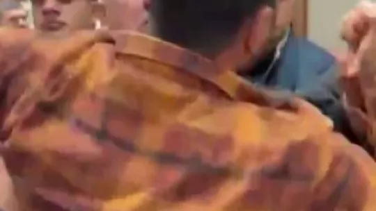 Mücevher vurgununda mağduru yaka paça dışarı çıkardılar