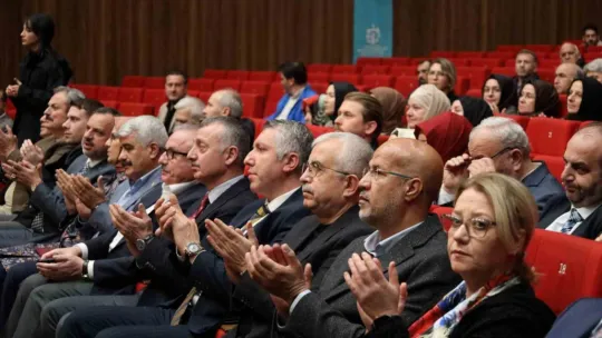 Mustafa Şentop: Sezai Karakoç ömrünü İslam birliğine adadı