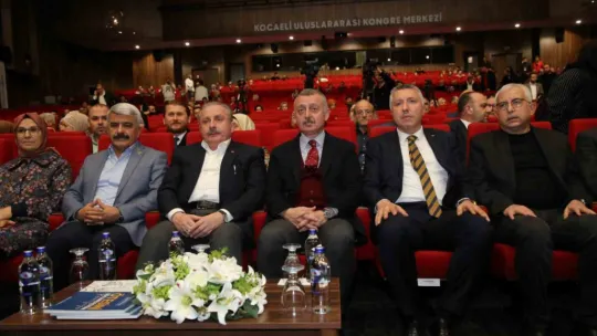 Mustafa Şentop: Sezai Karakoç ömrünü İslam birliğine adadı