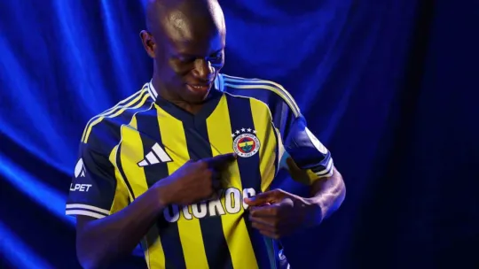N'Golo Kante, resmen Fenerbahçe'de