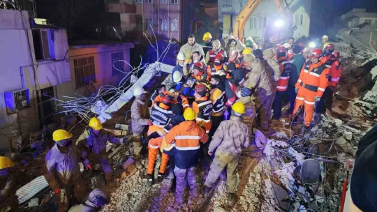 Naime abla 165. saatte enkazdan kurtarıldı