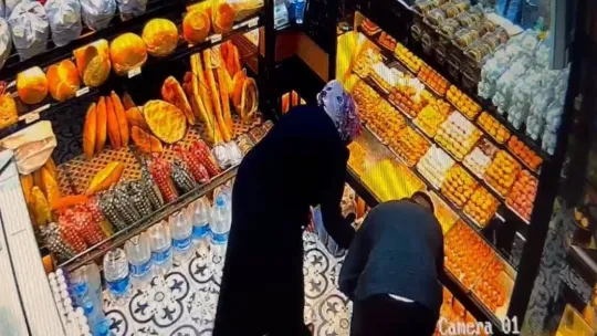 Nefes borusuna şeker kaçan çocuk ölümden döndü