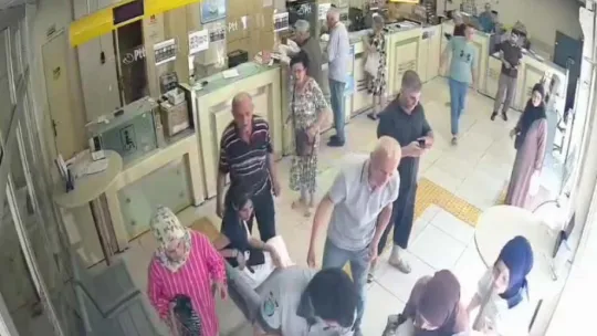 Nefesi kesilen çocuğun imdadına yetişti