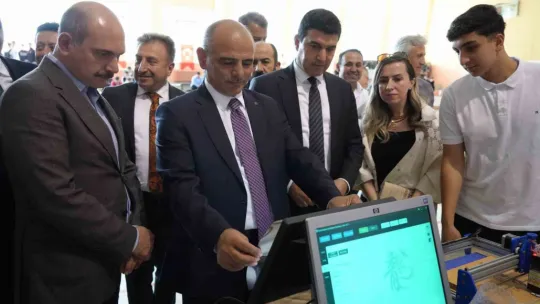 Nitelikli aranan eleman için sanayi bu kez okul yolunda