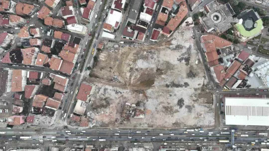 O mahallede felaketin izleri tamamen siliniyor