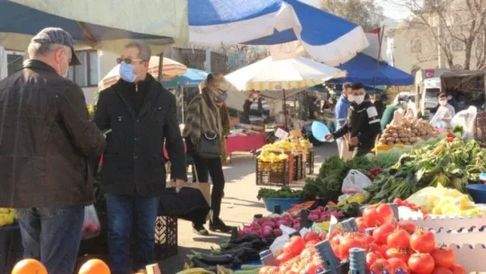O mahallede onlarca kişi koronaya yakalandı!