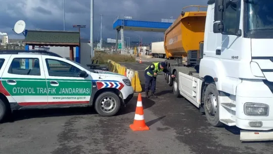 Kocaeli'de 605'i trafikten men edildi