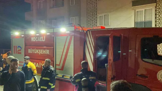 Ocakta unutulan tencere yangın çıkardı