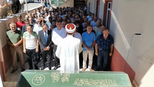 Öğrencilerden öğretmenlerine son görev