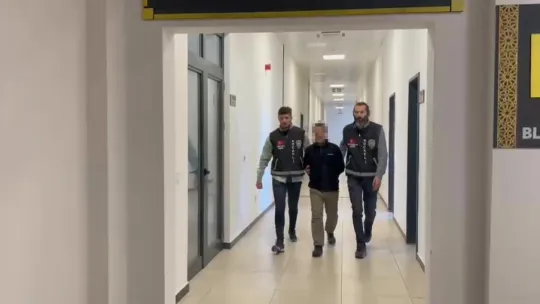 Okul bahçesindeki dehşetin ardından baba ve oğlu çıktı