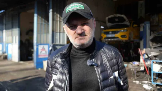 Olaylı yılbaşı gecesi: İstediği olmayınca taksiyi gasp etti, kaza yaptı
