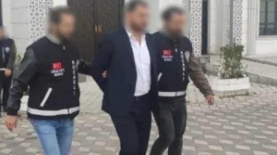 Öldürdüğü kişinin telefonundan babasını aramış