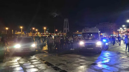 Omuz atma kavgasında kan aktı