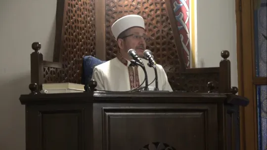 Mübarek Ramazan kılınan teravih namazıyla başladı