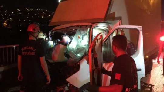 TEM'de korkutan kaza! Yaralılar var