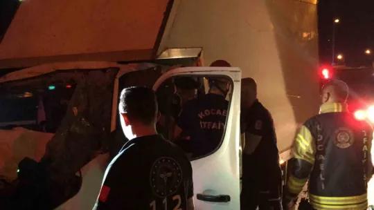TEM'de korkutan kaza! Yaralılar var