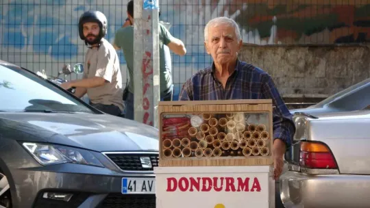 Onlar kentin dondurmacı dedeleri