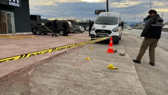Ortağını rehin almıştı: Bu kez pompalı tüfekle bir kişiyi vurdu, ev kurşunladı