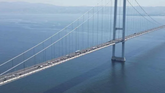 Osmangazi Köprüsü'nde trafik durma noktasına geldi