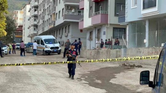 Silahlı çatışma: 1 asker şehit, 2 asker yaralı