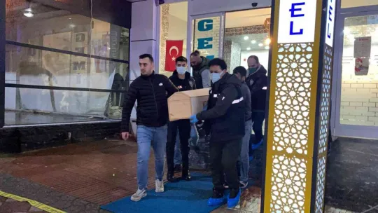 Katil zanlısını annesi ele verdi