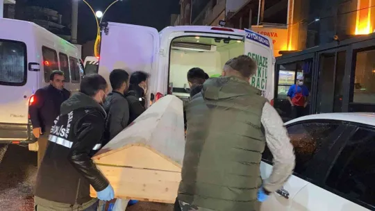 Katil zanlısını annesi ele verdi