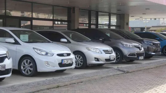 Oto galericiler, vatandaşa da satış yasağı istiyor