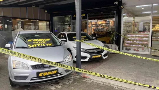 Oto galeriye yapılan silahlı saldırıda 2 tutuklama
