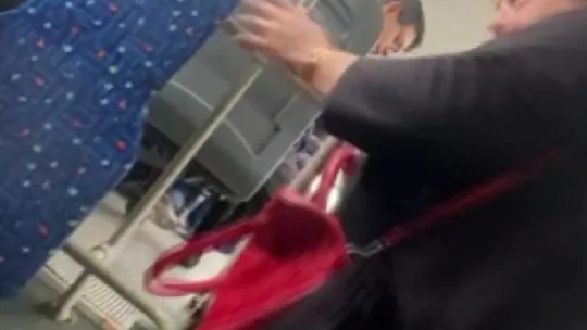 Otobüs şoförü herkesle kavga edince yolcular ayaklandı