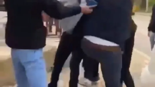 Kocaeli'de otobüs şoförü yolcuya bıçak çekti