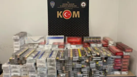 Otobüsteki kaçak sigara zulası hayrete düşürdü