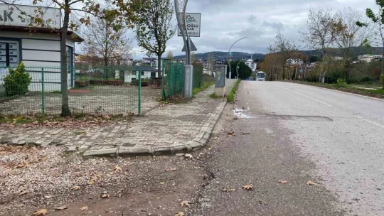 Otobüsün altında sürüklenen kadından acı haber