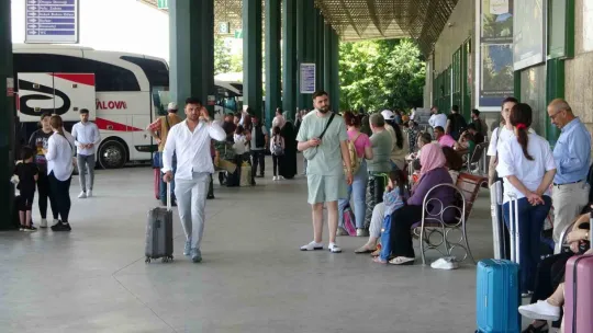 İzmit Otogarda bayram yoğunluğu başladı
